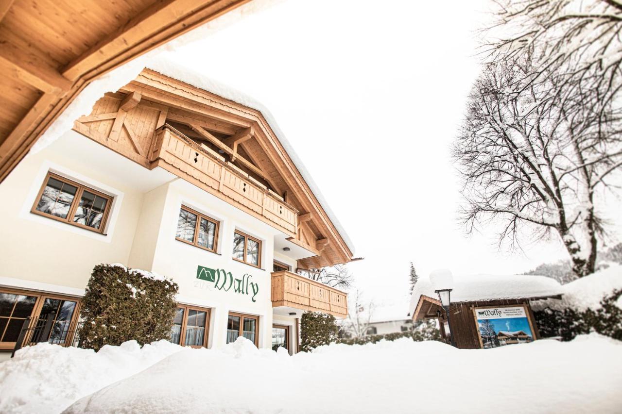 Ferienwohnungen "Zur Wally" Garmisch-Partenkirchen Exteriör bild